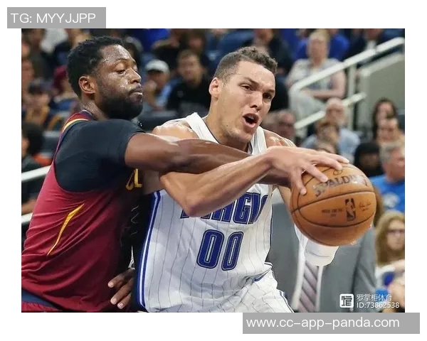 米诺特次节神勇表现五投全中连得12分带领球队一举拉开比分优势