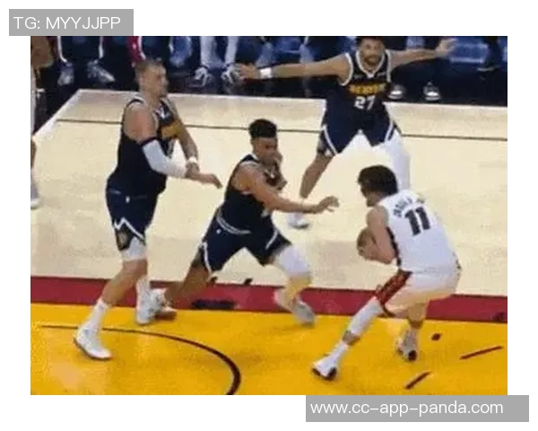 恩比德训练师批评媒体对约基奇伤情的双重标准要求取消65场规则