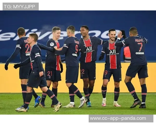 巴黎对阵梅斯大名单公布舍瓦利耶贝拉尔多卢卡斯回归登贝莱缺席