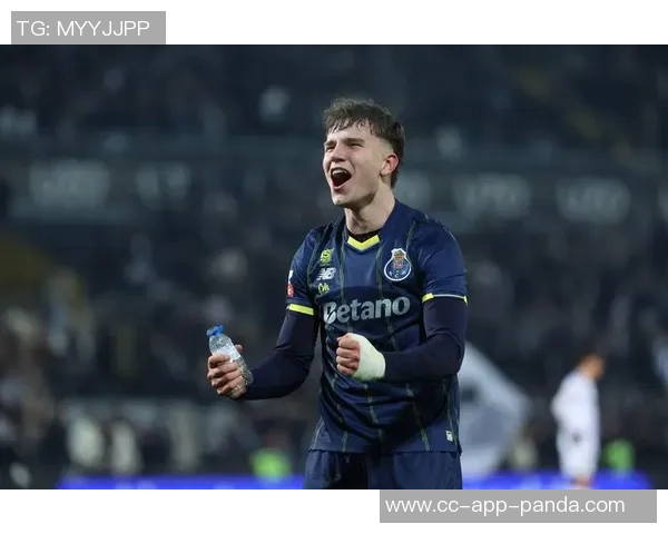 波兰媒体报道拜仁关注17岁边锋皮图谢夫斯基身价达1200万欧元