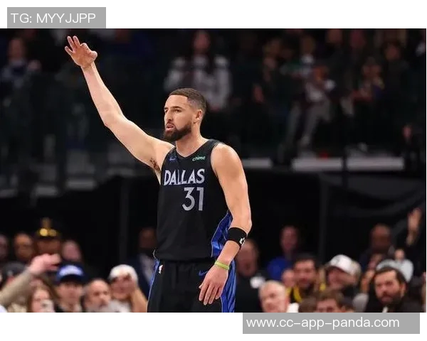 独行侠上半场狂砍76分创赛季新高命中率高达644 独行侠上半场狂砍76分创赛季新高命中率高达644